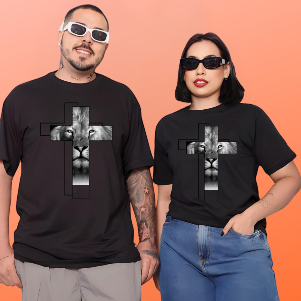 Kit 2 CASAL Mozão Camisas T Shirts Masculina e Feminina Unissex Preta Jesus Leão Moda Cristã