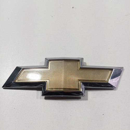 Emblema Da Grade Dianteira Onix 2013 2019 Gm 94747898
