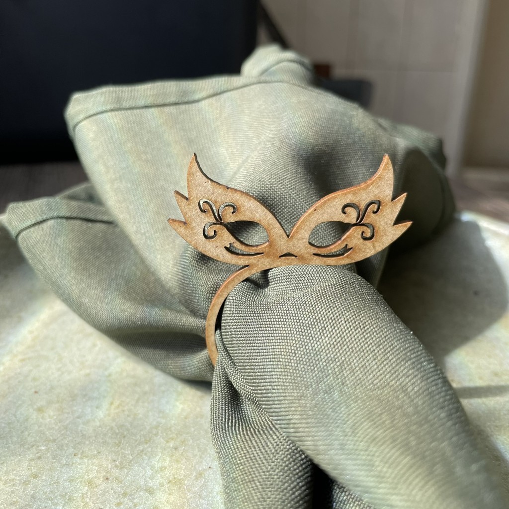 Baile de Máscaras Decoração de Mesa: Onde Comprar | BuscaProdutos