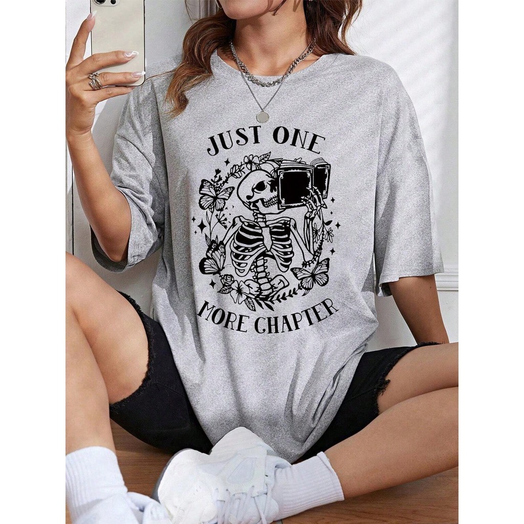 Camiseta Unissex Estampada Esqueleto & Gráfico de Slogan De Livro lançamento