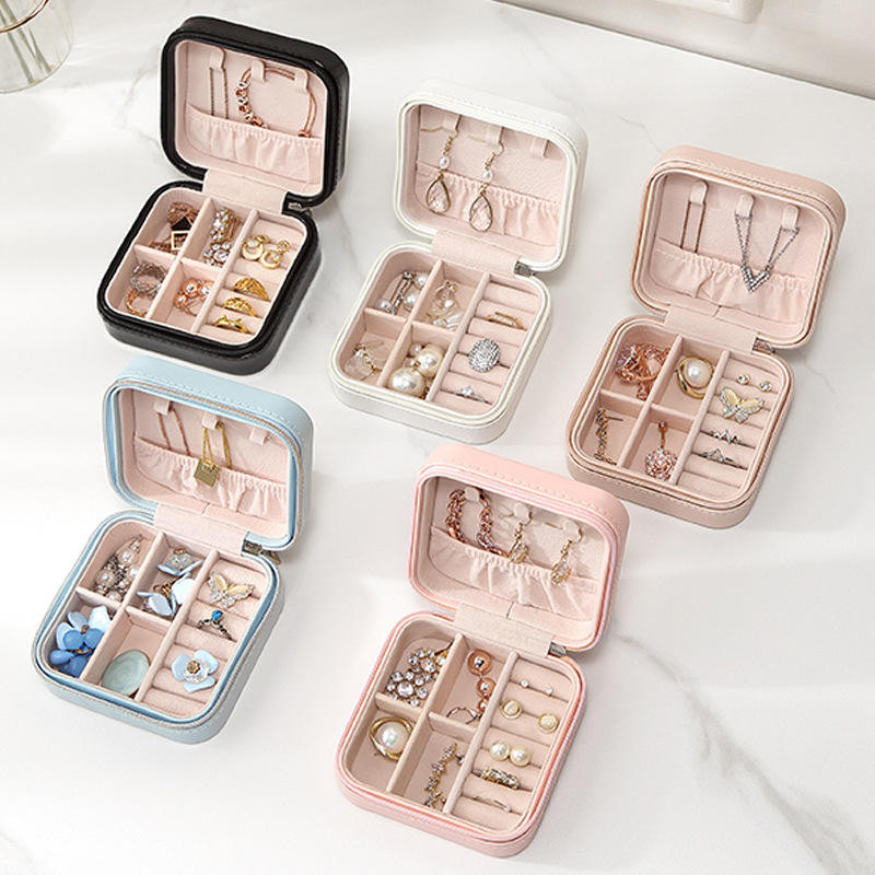Atacado Porta Joia Com Kit 5/10/20 pcs Bolsa Para Viagem Portátil caixa de armazenamento bolsa anel colar Bom Presente em Oferta na Shopee