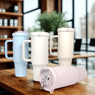 Copo Térmico 1200 ml Com Canudo Material Inoxidável Tampa 2 Funções Alça Aberto ou Fechada