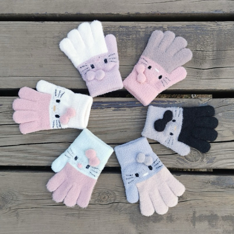 luva infantil de malha desenhos hellokitty modelo novo 2024 luva infantil de malha desenhos hellokitty modelo novo 2024