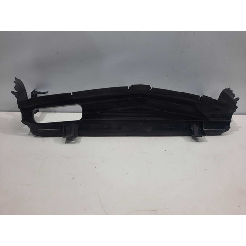 Defletor Superior Radiador Original  GM Onix Plus 2022 Original