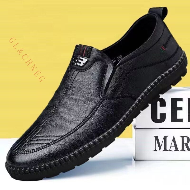 GLCHENG Novo Clássico Homem Formal Slip On Loafer Shoes Office Work Business Leve E Confor...