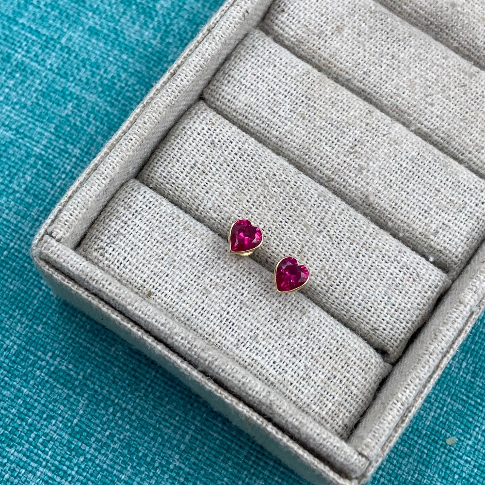 Brinco Coração 5mm de Ouro 18k em Oferta na Shopee