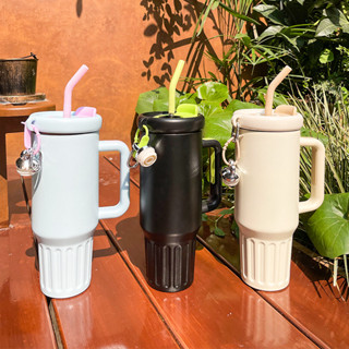 Garrafa Térmica De água 1200ml 1200ml Copo Chaveiro com Tampa e Canudo em Oferta na Shopee