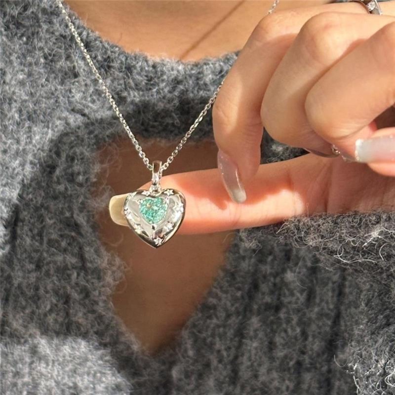 S925 Palaiba Palaiba Ocean Heart White Aquamarine Heart Necklace Retro Cadeia de Clavícula de Luxo Leve