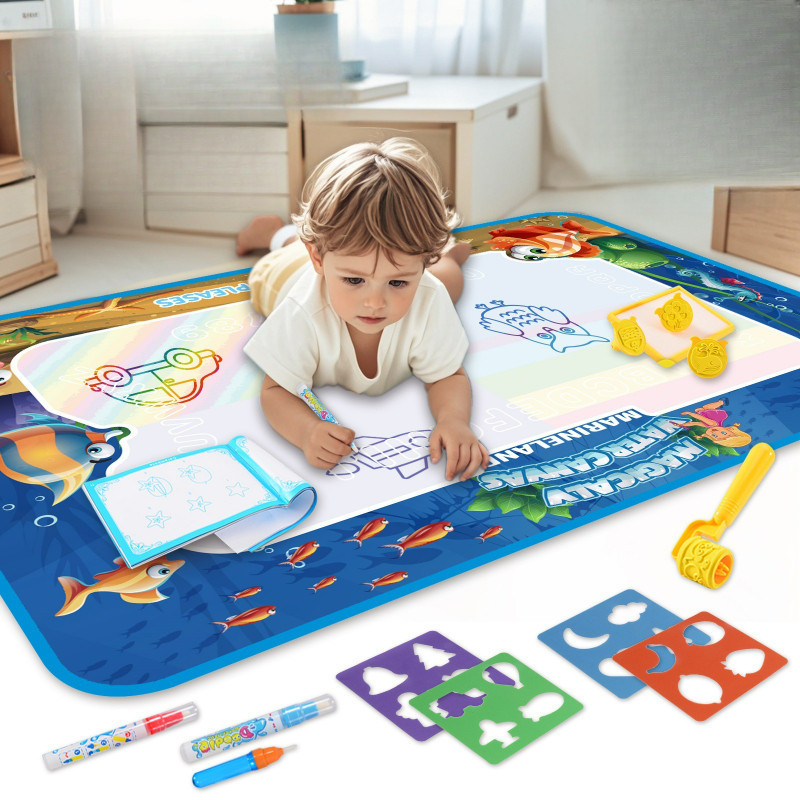 Tapete Mágico Água 100x150cm + 3 Canetas 8 Carimbos Brinquedo Educativo Sem Sujeira Presen...