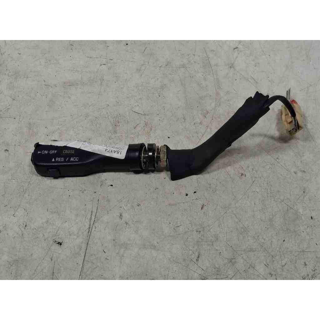 INTERRUPTOR PILOTO AUTOMATICO TOYOTA COROLLA 1.8 2005