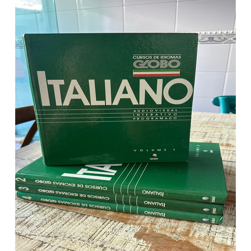 Curso de idiomas globo - Completo em 4 volumes autor -