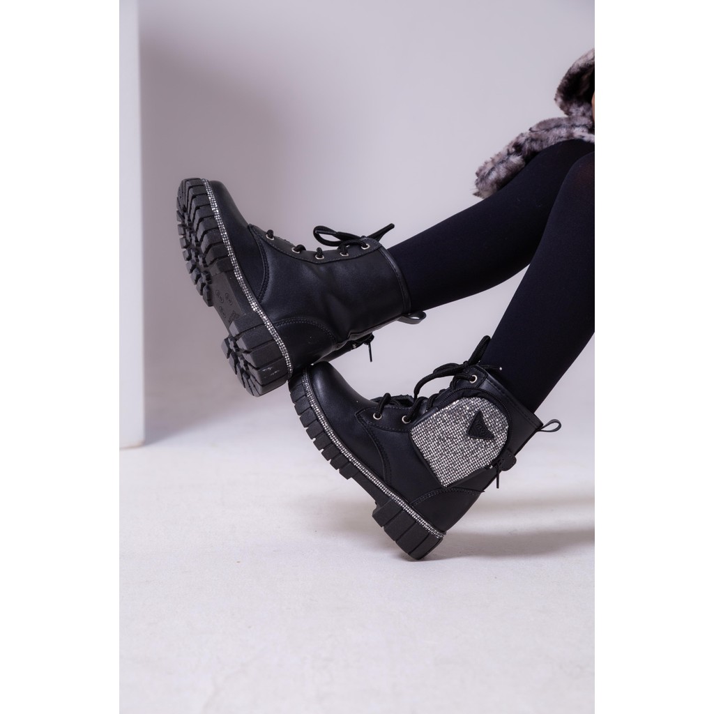 Bota Coturno Nilqi Malu Bolsinha Cano Baixo Preta Escolar Feminina Inverno Confortável Casual Social Para Trabalhar Moda Estilo Resistente