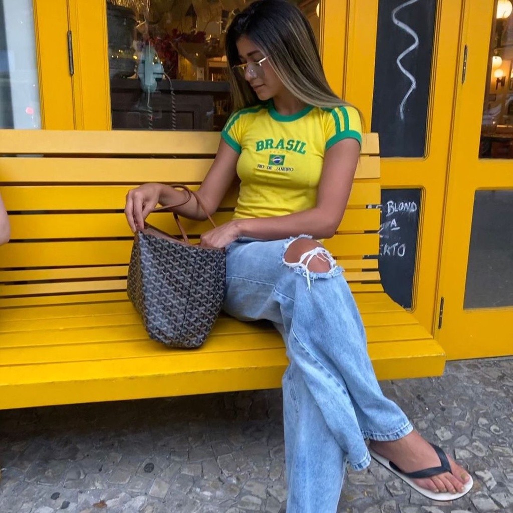 Blusa Do Brasil Bandeira Bordada BabyLock - Amarela