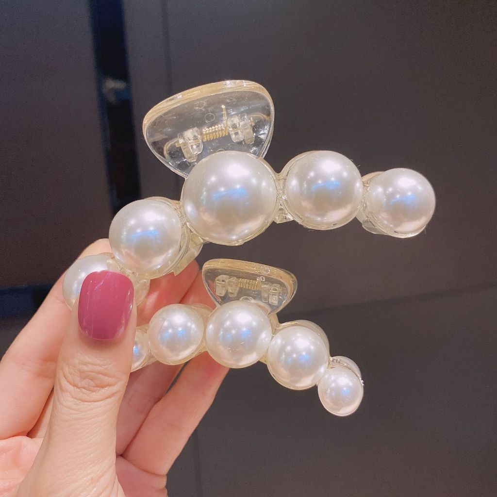 Piranha para cabelo com pérolas presilha de feminino em Oferta na Shopee