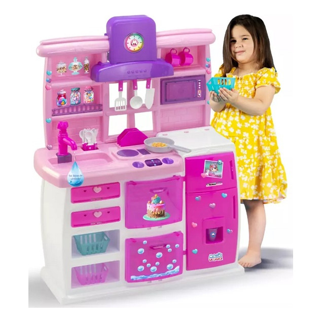 Cozinha Infantil Master Magic Completa com Geladeira Forno e Sai Água de Verdade - Magic Toys 7901