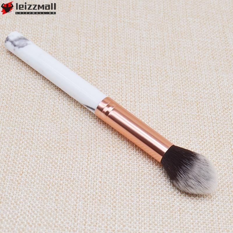 {Leizzmall}Precise Blush Brush Angled Design Comfortable Application Angled Blusher Brush