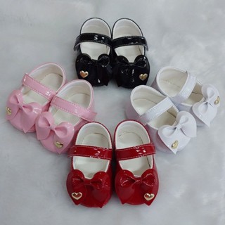 Sapatilha Para Bebes VERNIZ Menina Laço Coração SApatinho Batizado em Oferta na Shopee