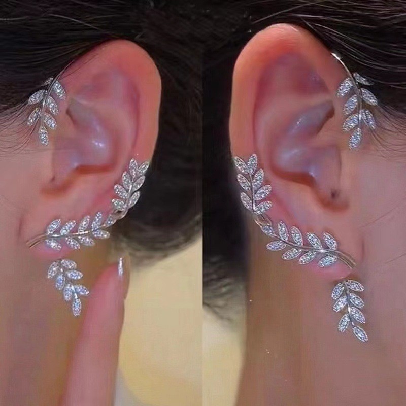 Clipes de orelha de asa de diamante, ganchos de orelha de estilo moderno, novos clipes de osso de orelha 2025 em Oferta na Shopee