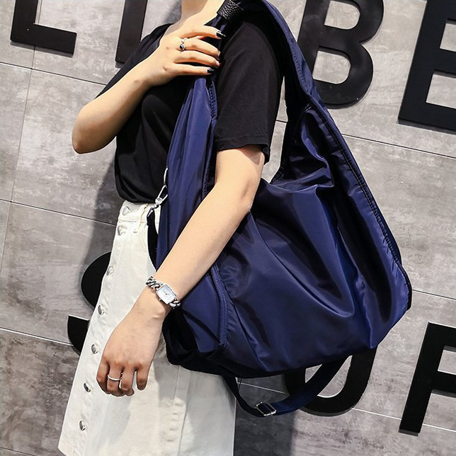 Bolsa Nylon Impermeável por R$ 69,99 (Original R$ 325,20) – Desconto de 78%