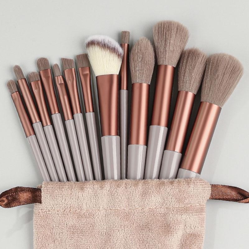 13Pcs Ferramenta De Maquiagem Macia E Fofa Para A Fundação Cosmética Blush Powder Eyeshadow Kabuki Conjunto Blending Brush Beauty