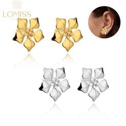Brinco Delicado Elegante Antialérgico Flor Folheado Ouro 18k a Platina Zircônia Cravejada Luxo