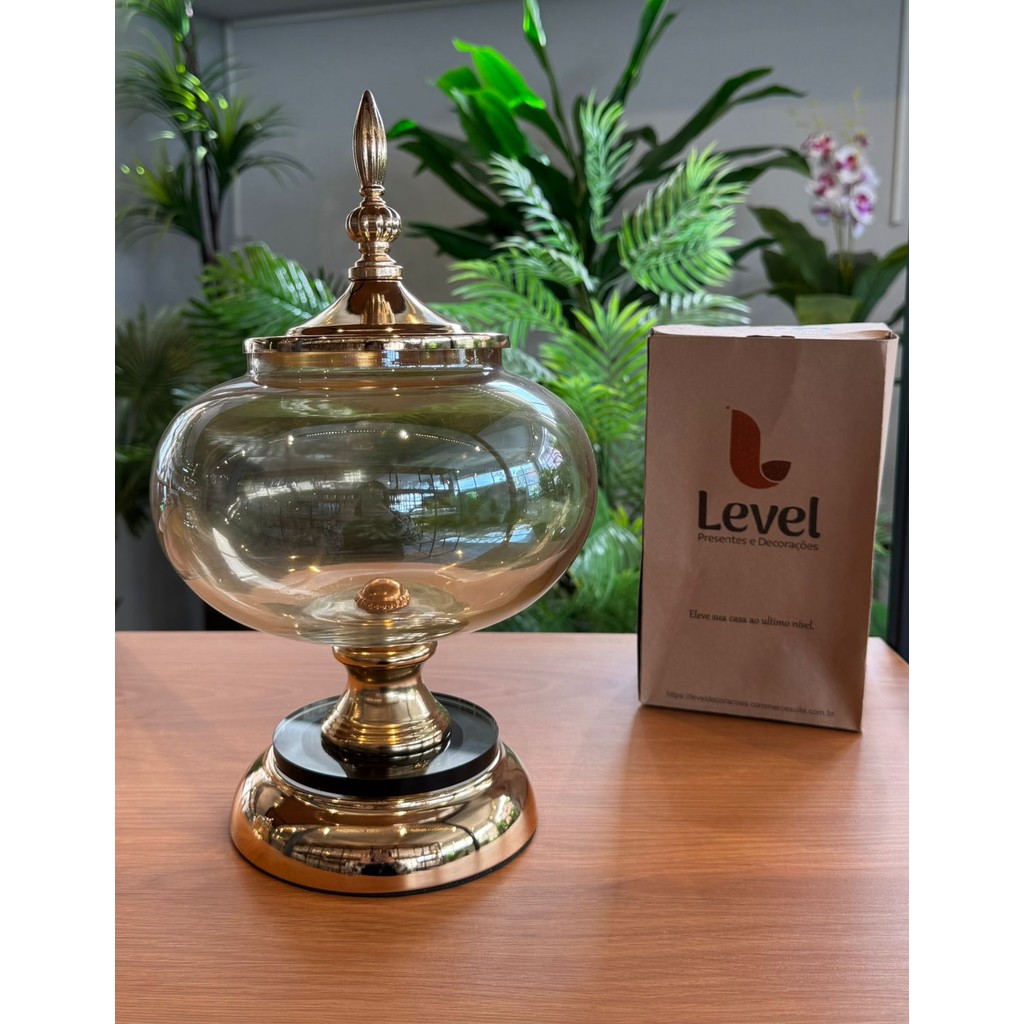 Bomboniere em vidro âmbar com tampa, base metálica dourada -31x16cm - 47664- Level - Decoração Luxo. em Oferta na Shopee