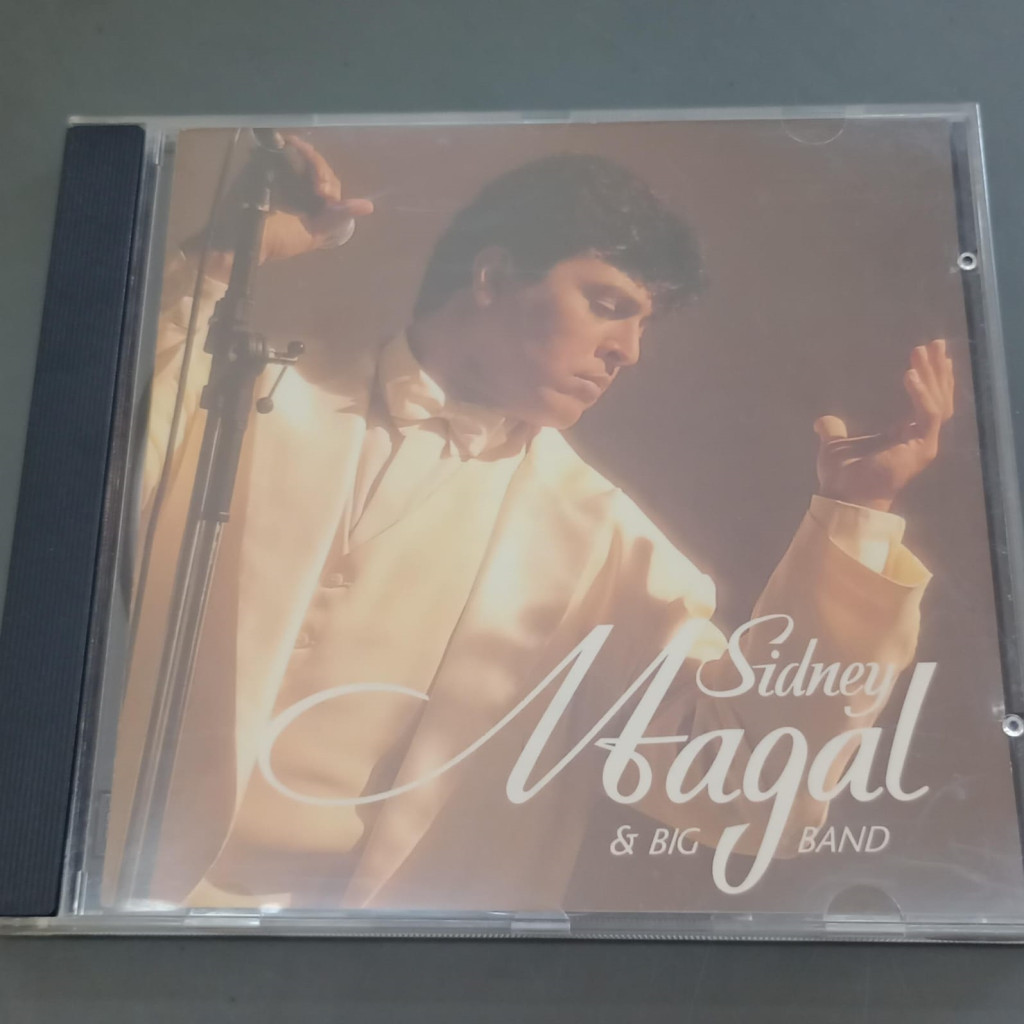 SIDNEY MAGAL E BIG BAND interprete SIDNEY MAGAL
