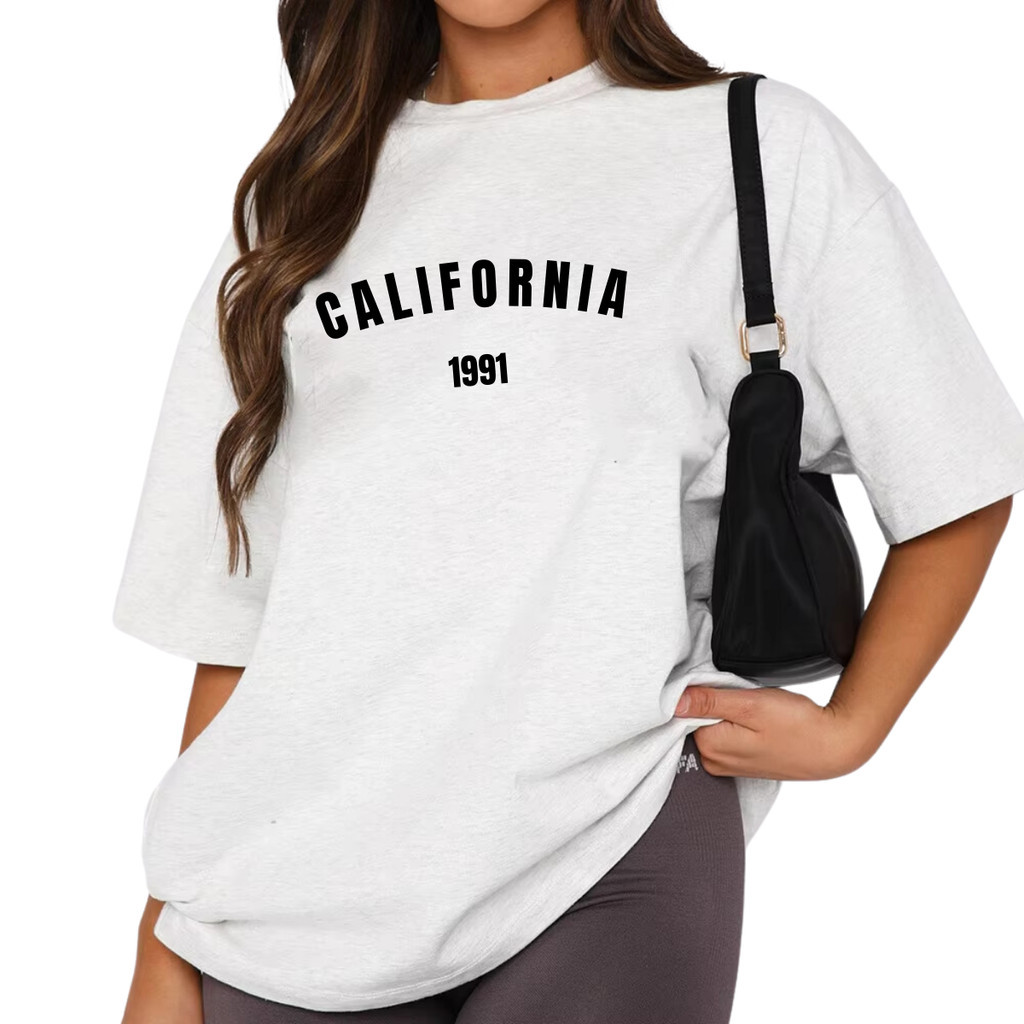 Blusa Estampada Feminina Tshirt Elegante California 1991 Moda Tumblr Estilosa