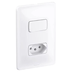 Interruptor com Tomada Legrand Pial Zeffia - 2P+T - 10A - Branco - 680112
