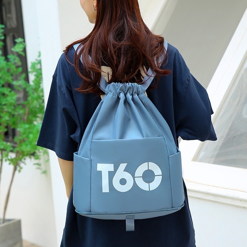 Bolsa Mochila Saco Esportiva Impermeável e Reforçada Grande Ideal para Academia e Atividad...