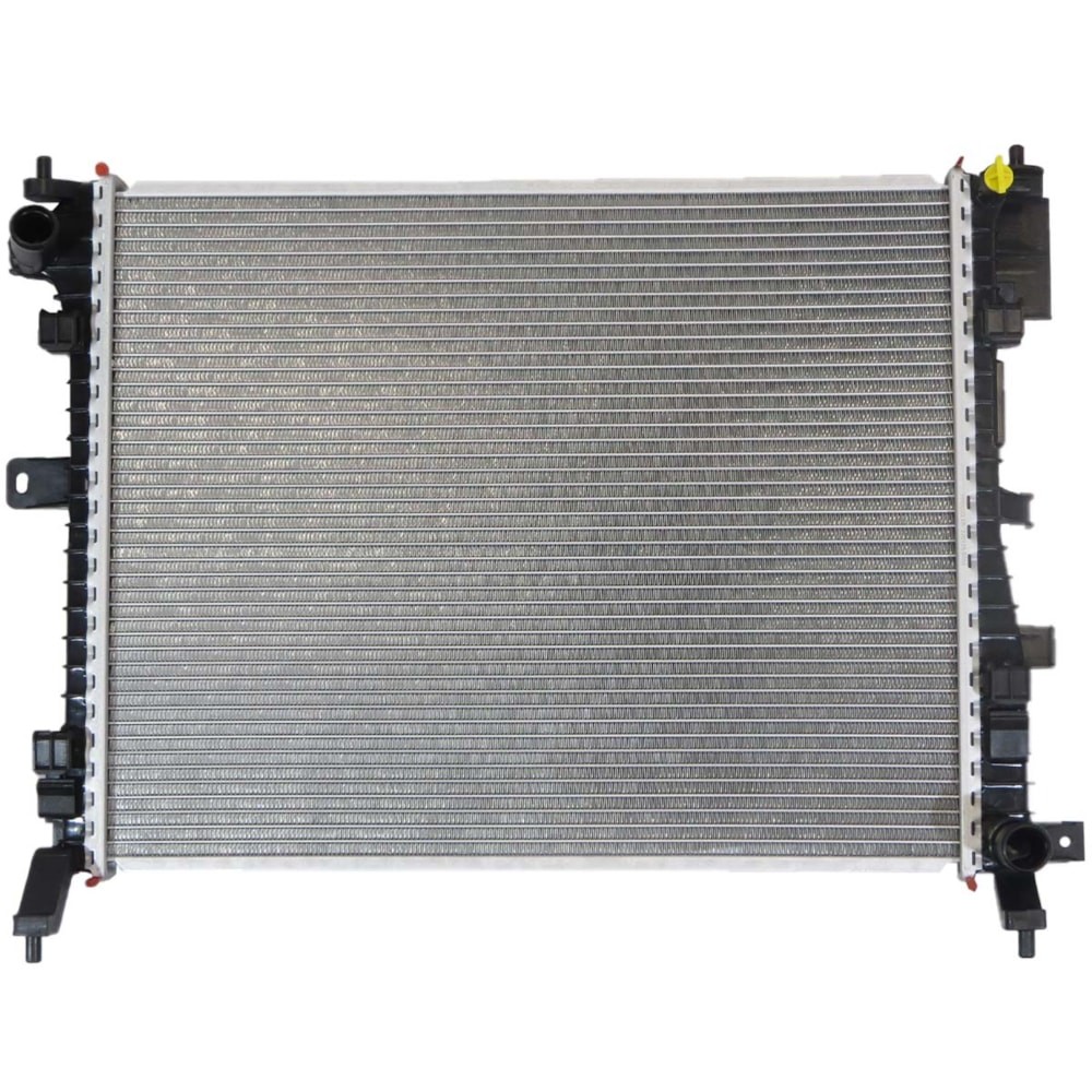 Radiador Nissan March 2011 a 2021 / Versa 2015 > 1.0 / 1.6