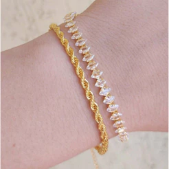 Kit 2 Pulseiras de Luxo para Mulheres: Pulseira de Corrente com Cabo + Pulseira de Zircônia