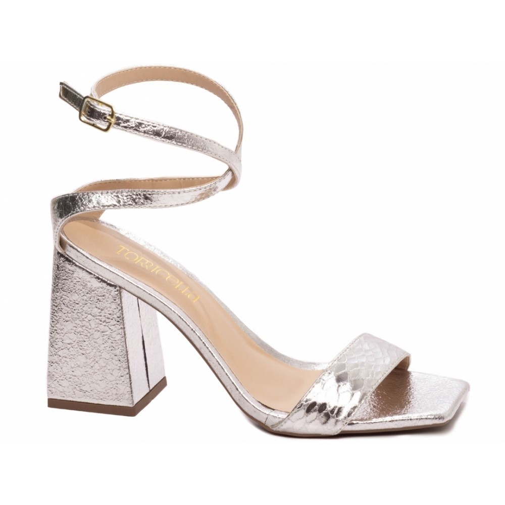 Sandália Feminina Metalizado Prata Salto Grosso 9 cm Luxo.
