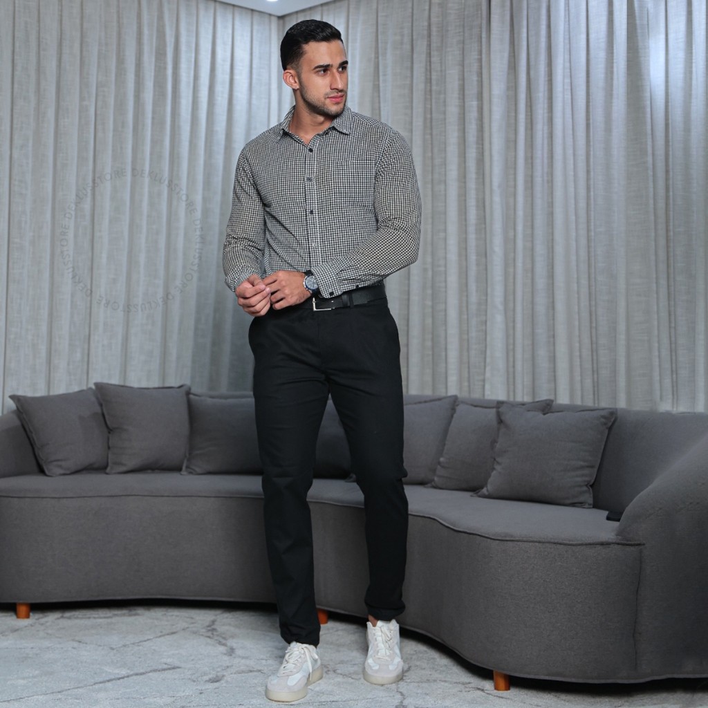 Calça Masculina Alfaiataria Sarja Elastano Preta Bege Esporte Fino Estilo Social