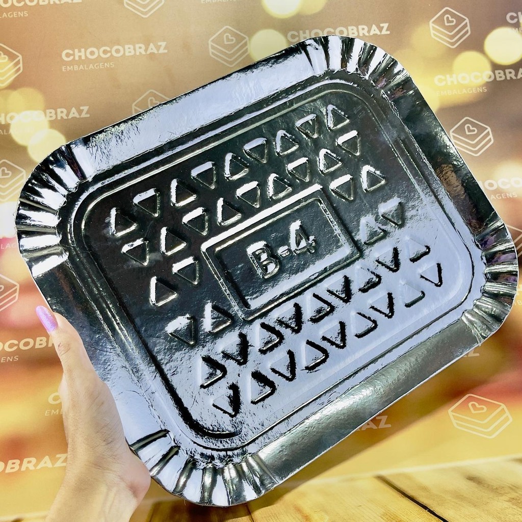 10 BANDEJA  PARA BOLO  LAMINADA  PRATA N° 04  28,5X35 CM em Oferta na Shopee