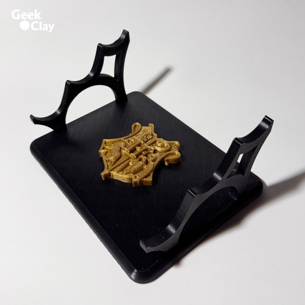 Suporte para 3 Varinhas Colecionáveis com Brasão – Decoração Fantasia Geek – PLA 3D
