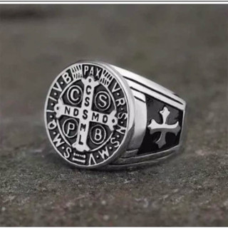 Anel Masculino São Bento Cruz Sagrada Aço Inoxidável Maciço Escrita Alto Relevo - MR em Oferta na Shopee