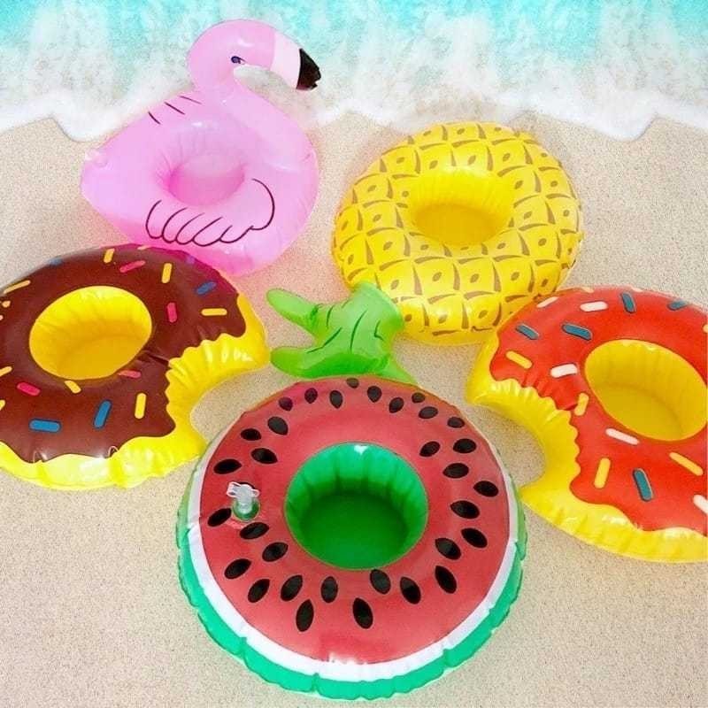 Kit 10 Boias Porta Copo Inflável Lata Donuts Fruta Abacaxi Melancia Limão Flamingo Modelos Variados