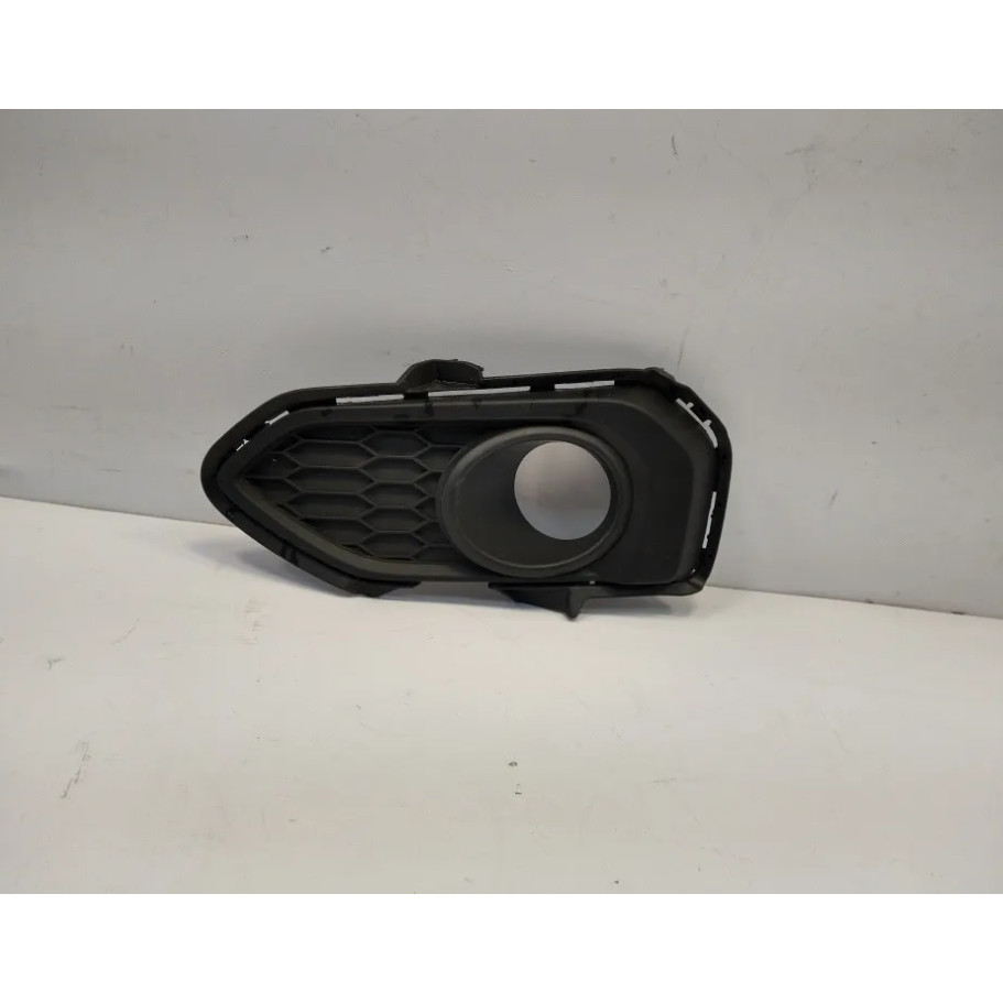 Moldura Grade Do Farol Milha Direito Honda Fit 18/21 Hn2468