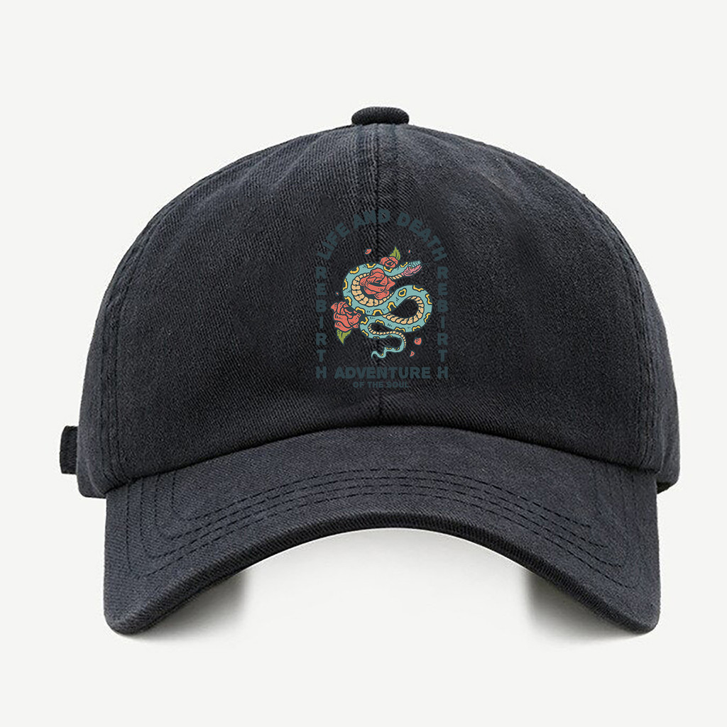 Bone baseball masculino preto Cobra Vida e MorteCom regualgem cores bege e branco