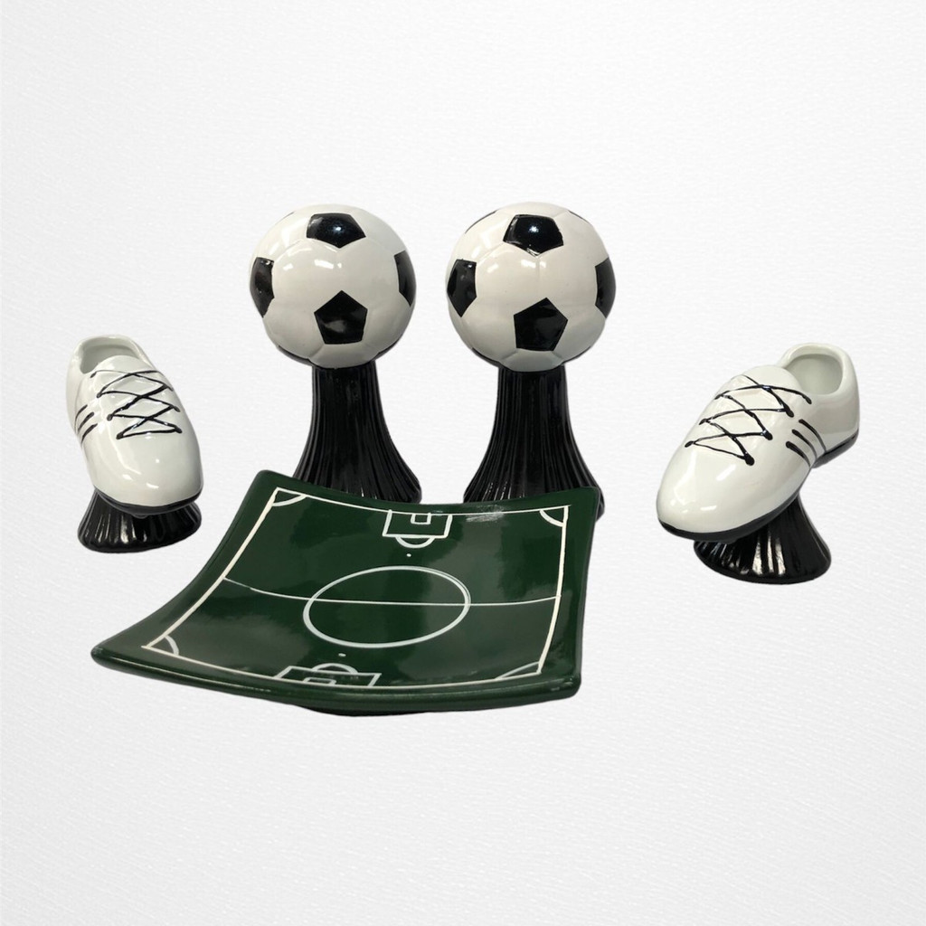 Kit Futebol Em Cerâmica Para Decoração Mesa De Aniversário Bola Chuteira Campo