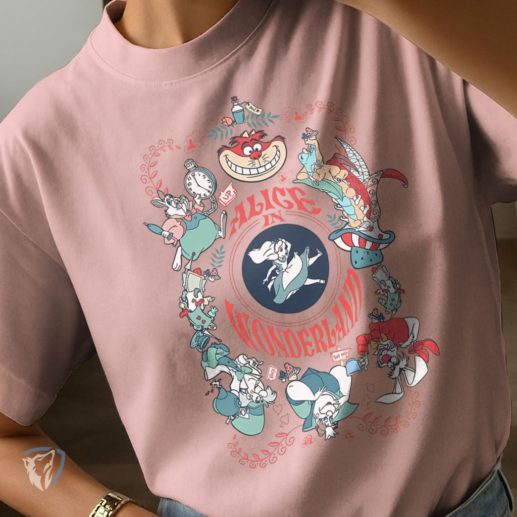 T-Shirt Criativa com Estampa de Alice no País das Maravilhas