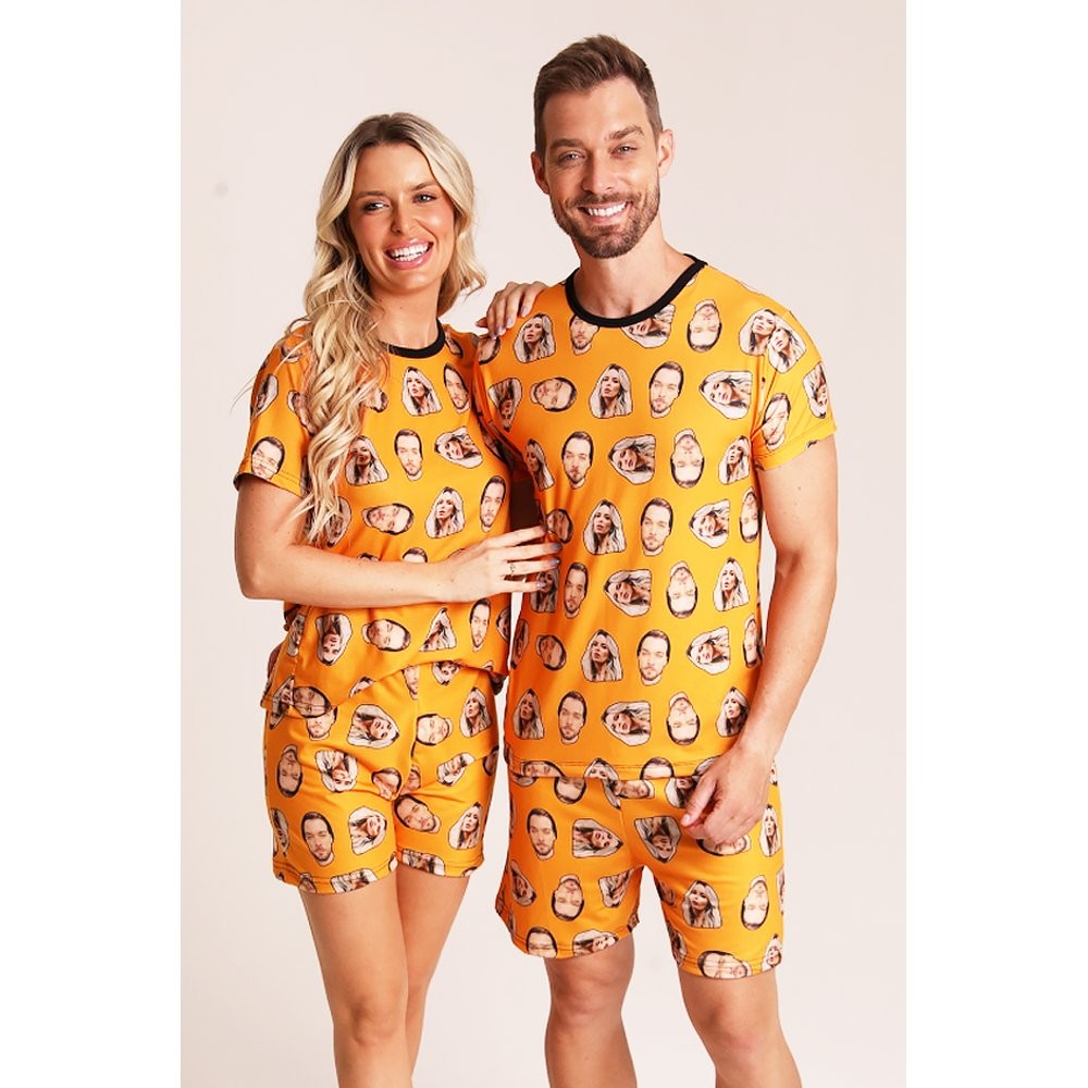 Kit Pijama Curto Personalizado com Fotos para Casal - Pijama Masculino e Feminino Customizável - Laranja