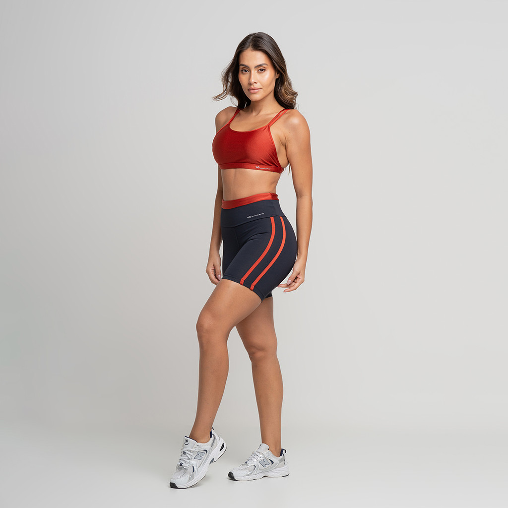 Conjunto Short Fitness Poliamida Preto com Chapado Licor + Top Glow Licor Cruzado nas Costas