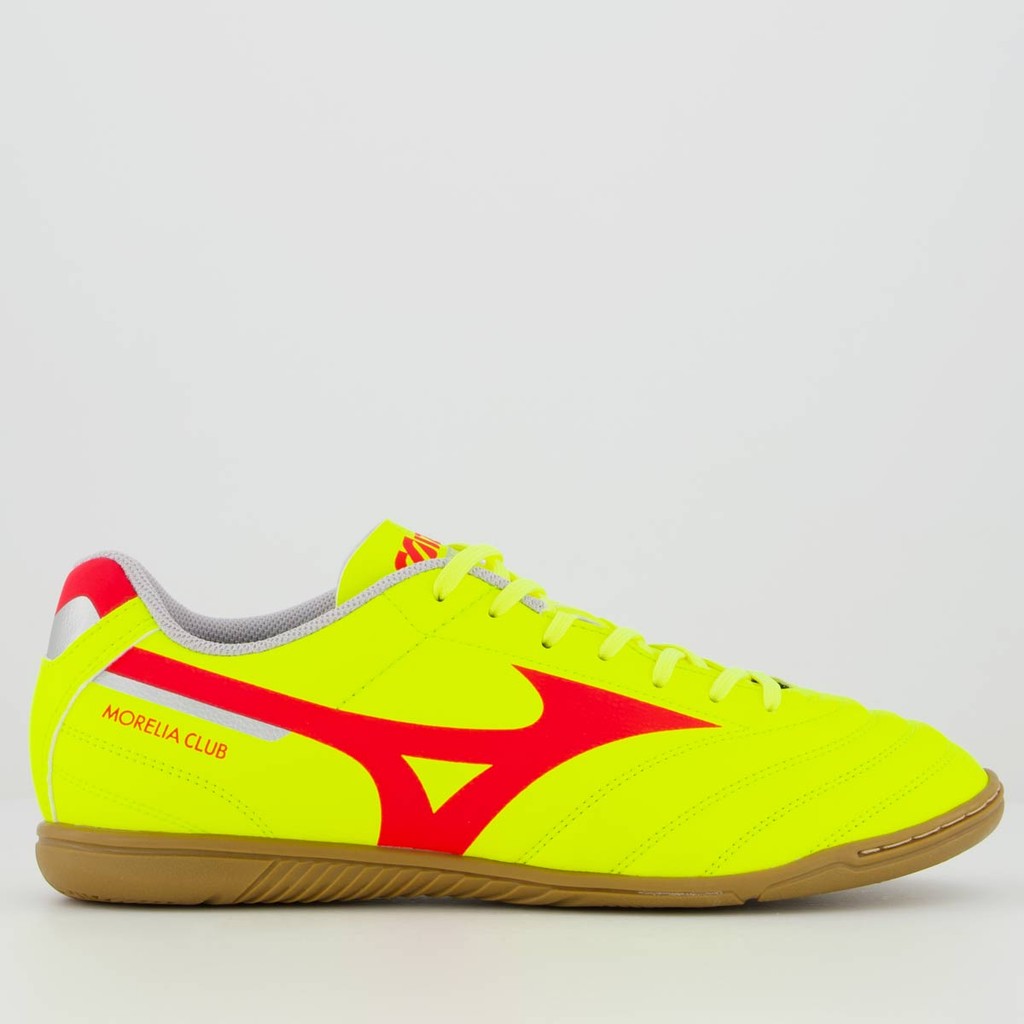 Chuteira Mizuno Morelia Club IN Futsal Amarela e Vermelha em Oferta na Shopee