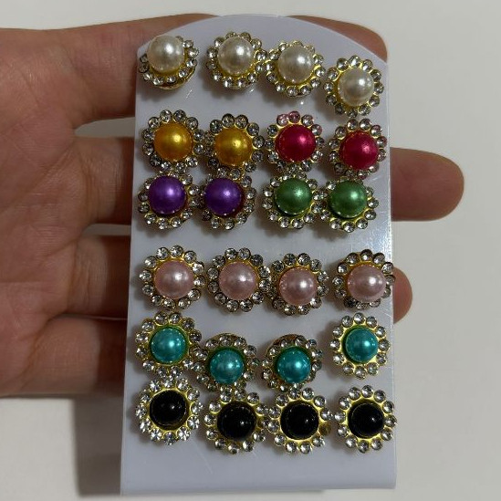 12 Pares de Brincos de Strass em Oferta na Shopee