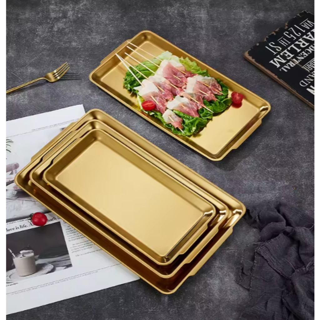 Bandeja Retangular Dourada em Aço Inox 2 Tamanhos (Vendidas Separadamente)