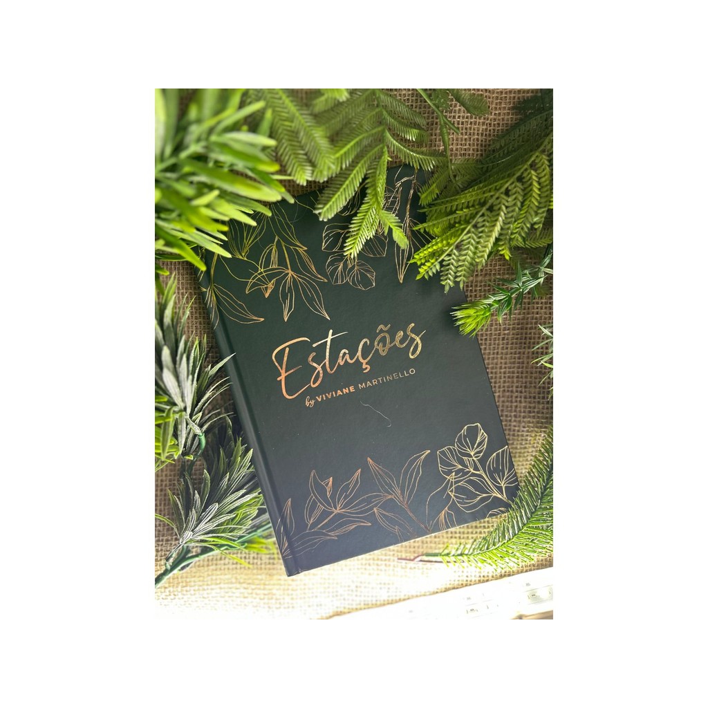 Detalhes do Planner Estações | Viviane Martinello | Capa verde | Editora Vida