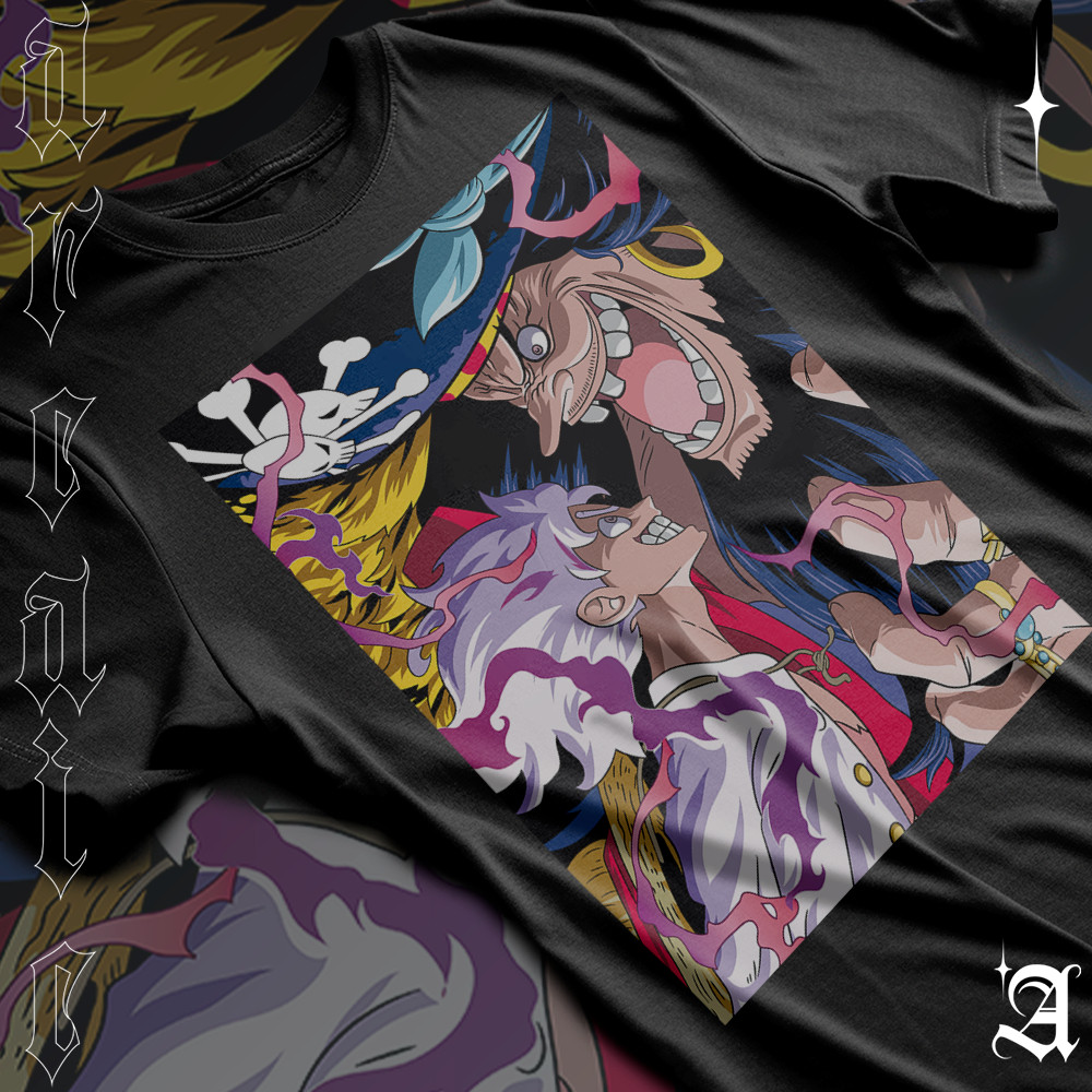 Camiseta Basica Algodao One Piece Anime Pirata  Marshall D. Teach VS Monkey D Luffy Gear 5