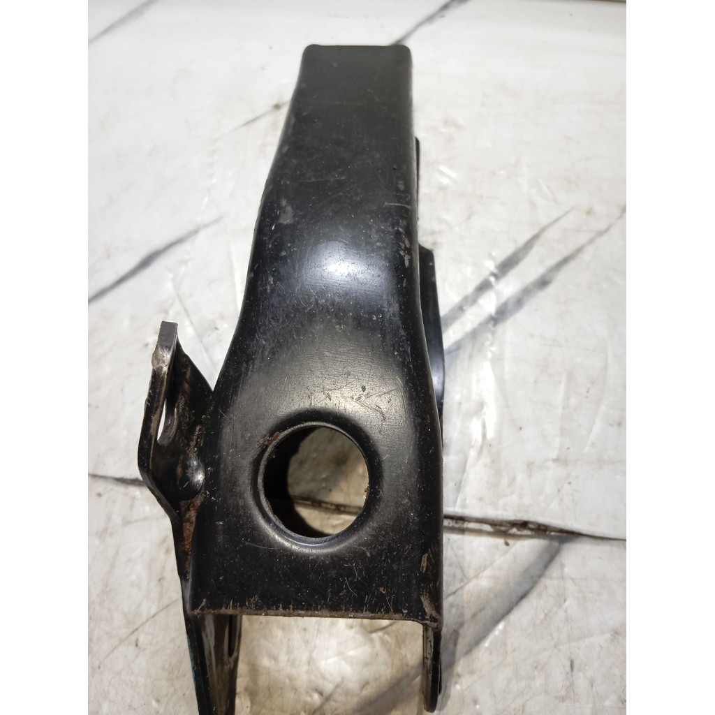Suporte Do Coxim Traseiro Kadett Monza 2.0 89/95
